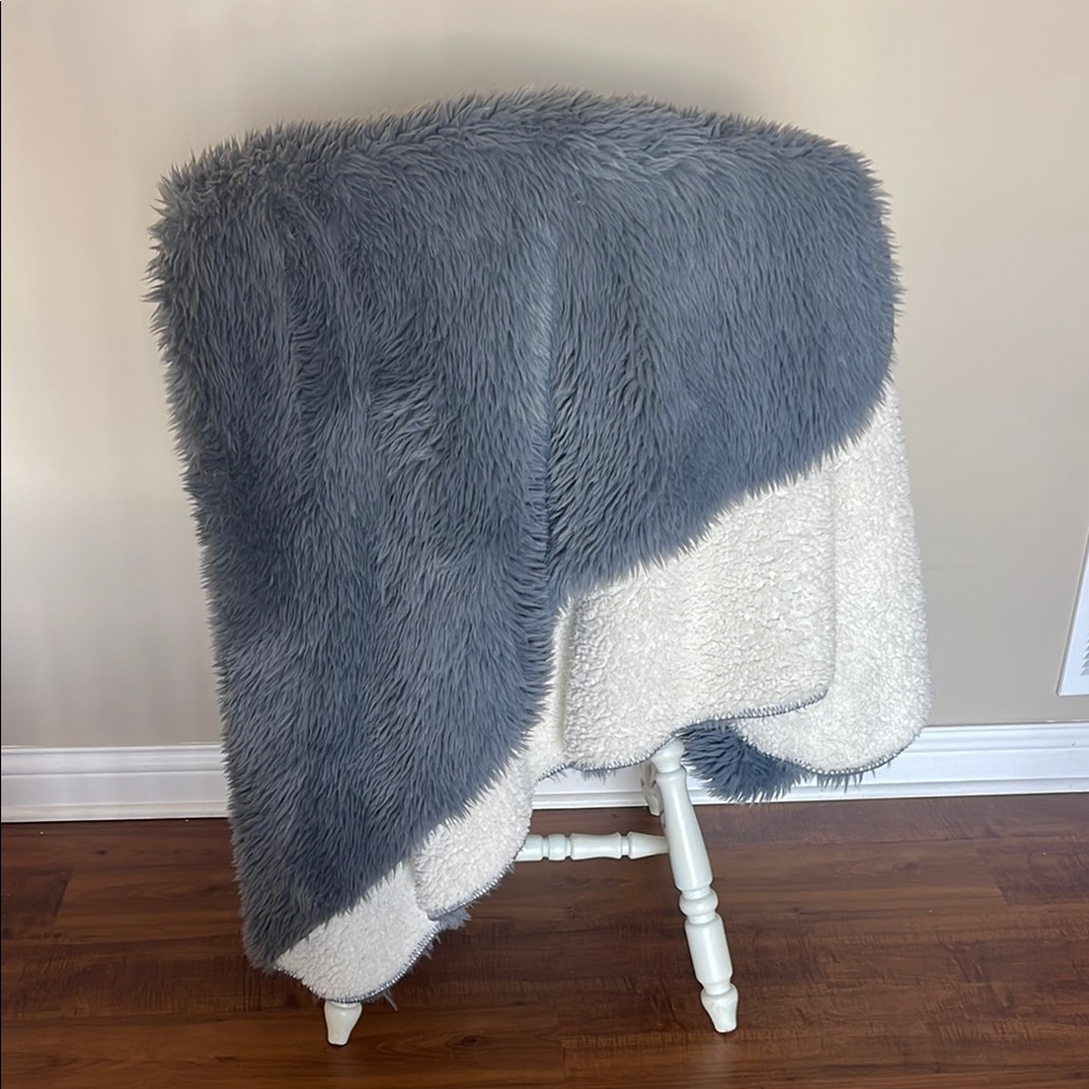 The Perfect Throw Blanket